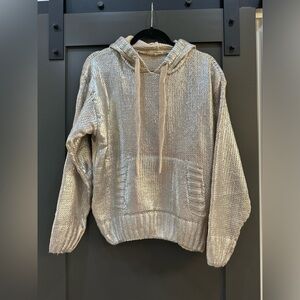 Sunday Up. Hooded sweater with metallic coating. Large. Silver/Camel